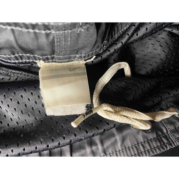 NIKE Swim Pool Trunks Mens 38 Spellout Black Summer Board Shorts Beach - Picture 5 of 10